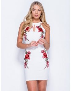 10 Cool Weißes Kleid Mit Roten Blumen Spezialgebiet10 Top Weißes Kleid Mit Roten Blumen Stylish