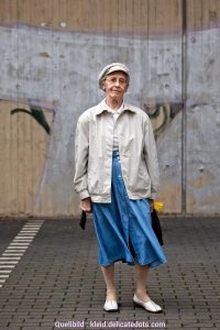 Wunderbar Kleid Ältere Damen für 2019 Spektakulär Kleid Ältere Damen Boutique