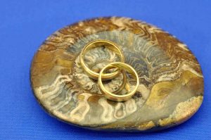 Zwei Alte Eheringe 585 Gold Tricolor Von 1967 - Bei Kusera