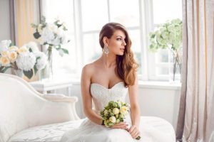 10 Dinge, Die Ihr Mit Eurem Brautkleid Nach Der Hochzeit