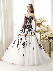 2014 Klassische Brautkleider Aus Satin A-Linie Mit