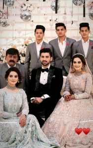Aiman_Minal_With_Family | Pakistanische Kleider, Hochzeit