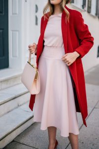 Blush Pink Dress &amp; Red Coat | Mode, Mantel Rot Und Kleidung