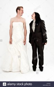 Braut Trägt Einen Anzug Und Ein Bräutigam Tragen Eine