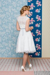 Brautkleid 50Er Jahre Stil Mit Transparenter Schulter