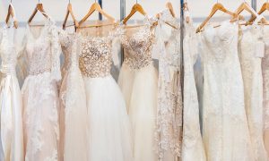 Brautkleid In Elfenbein - Dezenter Farbton Mit Eleganter