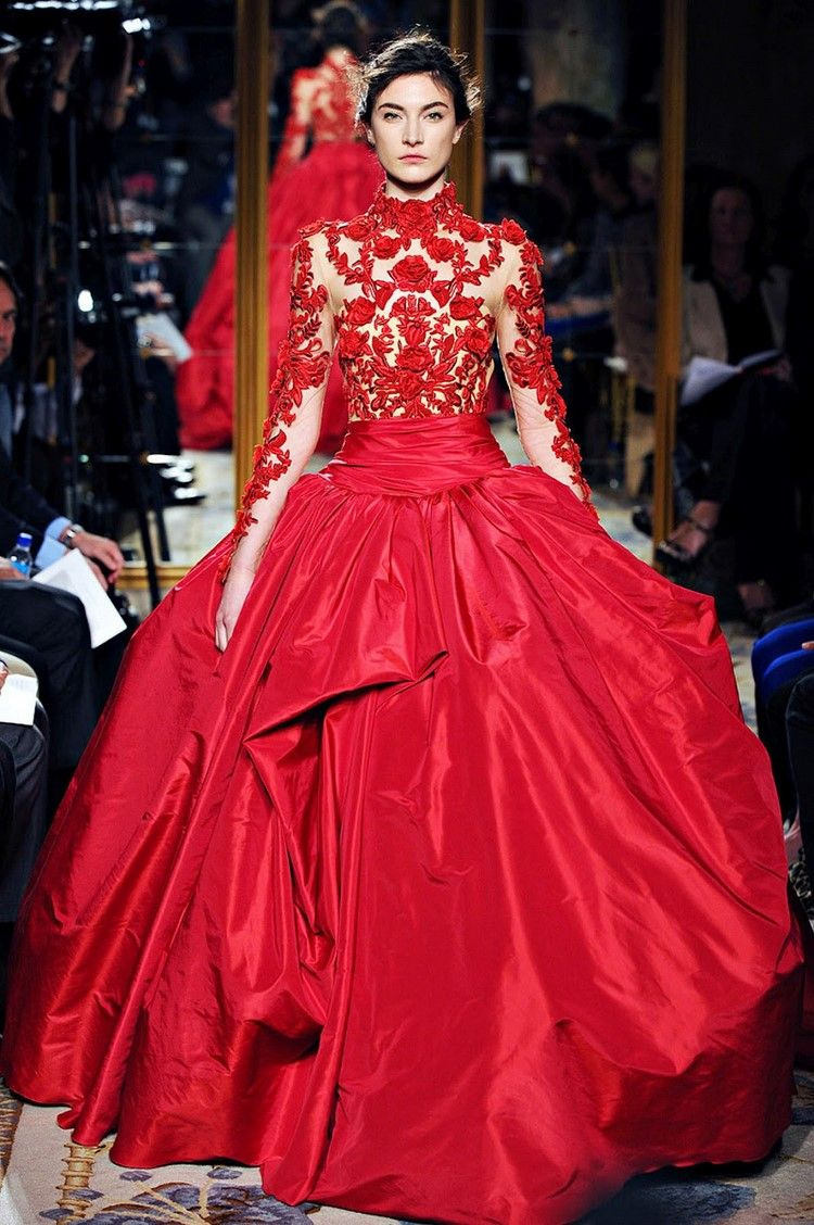 Brautkleid In Rot – Bedeutung Der Farbe Und Tipps Für Mutige