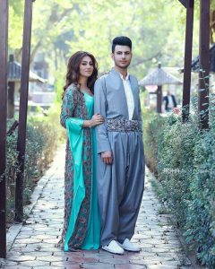 زۆر جوانە | Kurdische Kleider, Modestil, Kleider