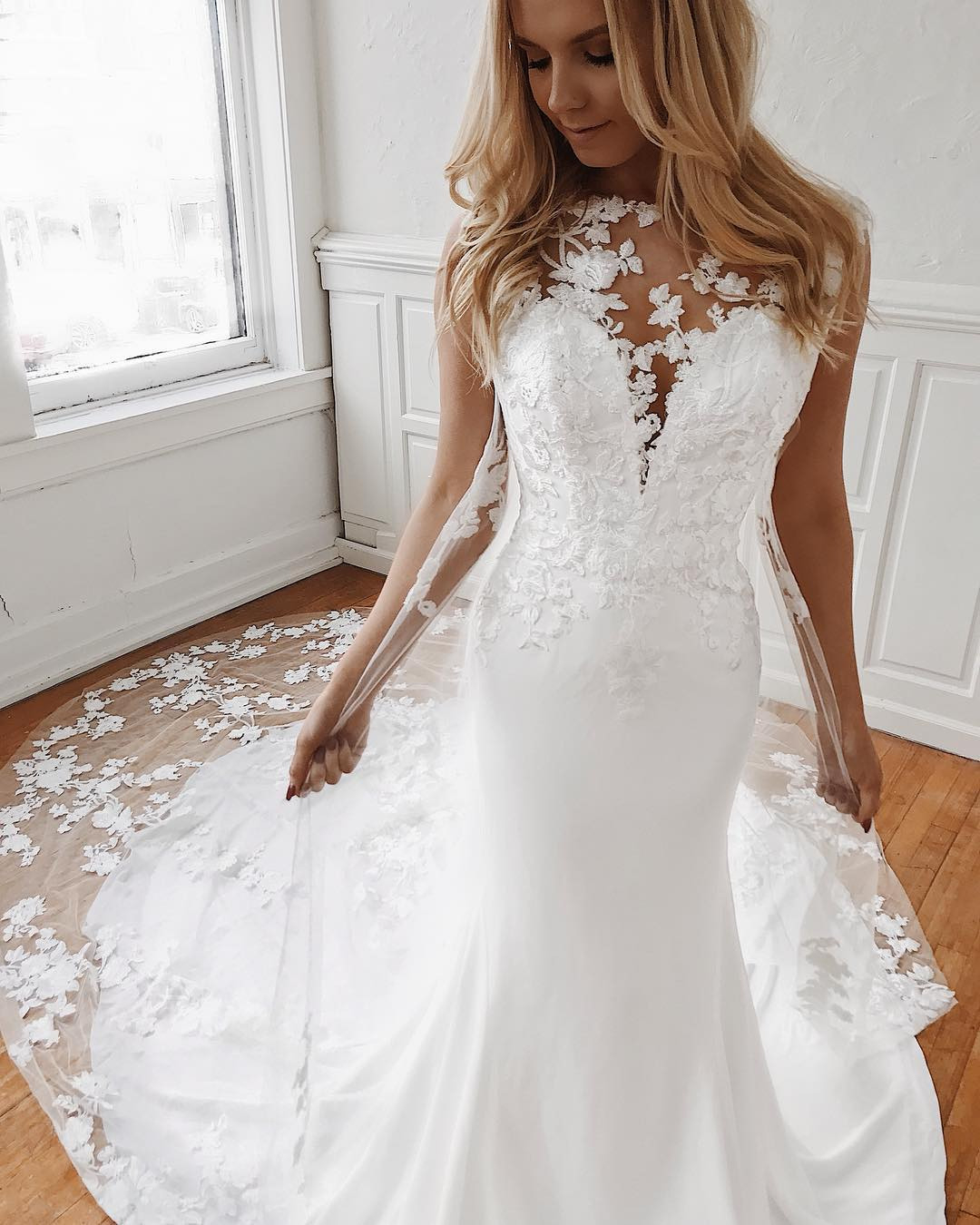 Elegante Brautkleider Mit Spitze | Hochzeitskleid