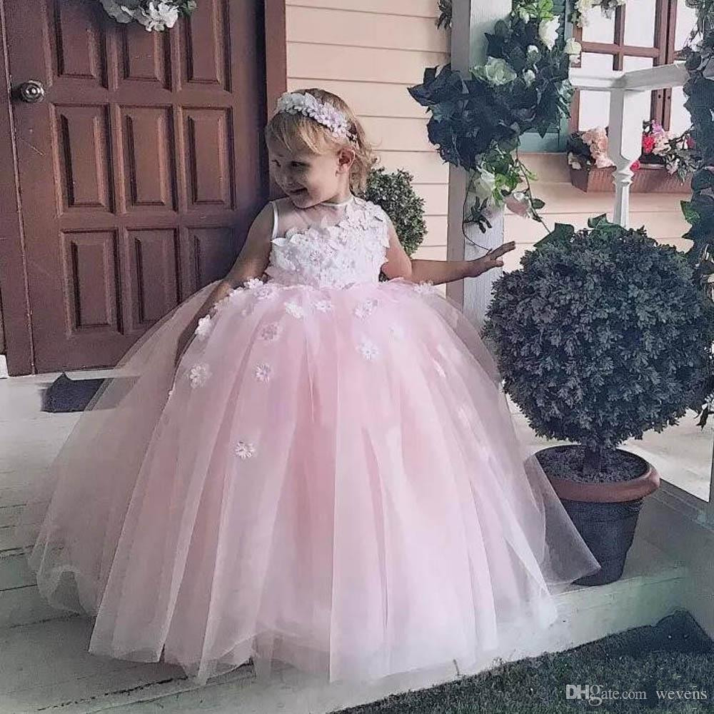 Großhandel Stilvolle Rosa Prinzessin Baby Mädchen Kleider Für Hochzeit  Juwel Hals 3D Blume Kinder Kommunion Kleid Tüll Geschwollene Kind Prom  Röcke