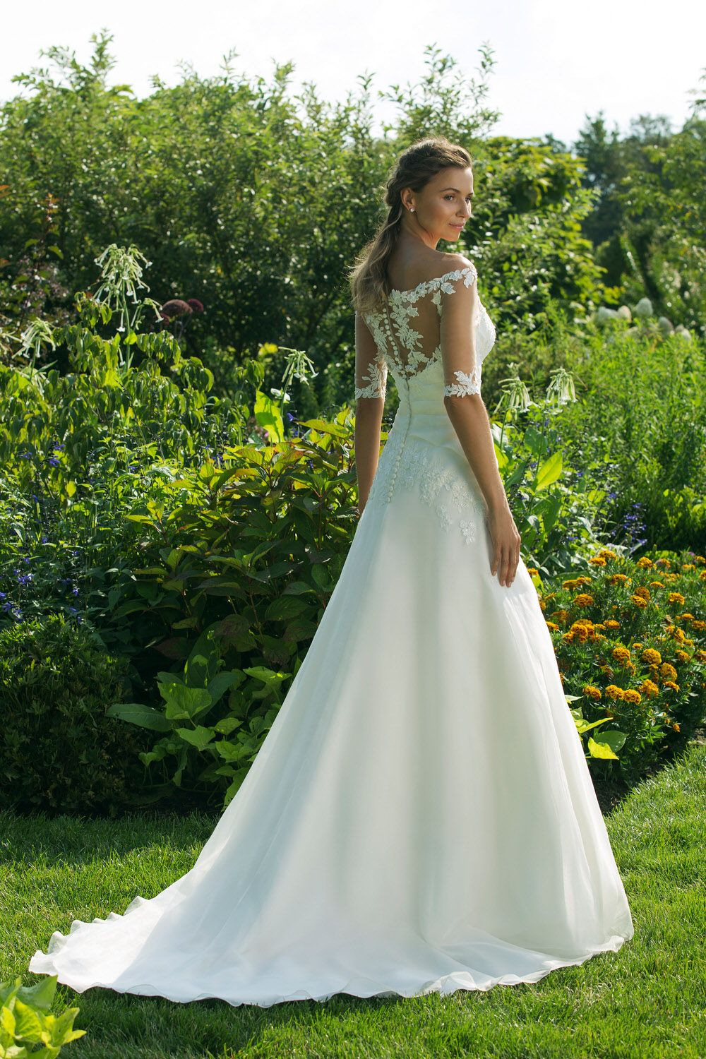 Hochzeitskleid Herbst | Hochzeitskleid, Brautmode Und Brautkleid