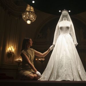 Kates Hochzeitskleid Bei Der Queen: Der Rockpalast - Der Spiegel