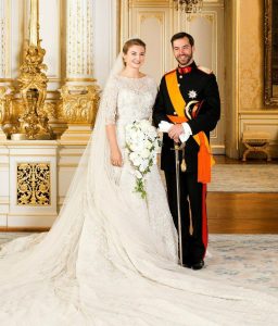 Königliche Hochzeitskleider-Bild Von Kö Ln Auf Guillaume
