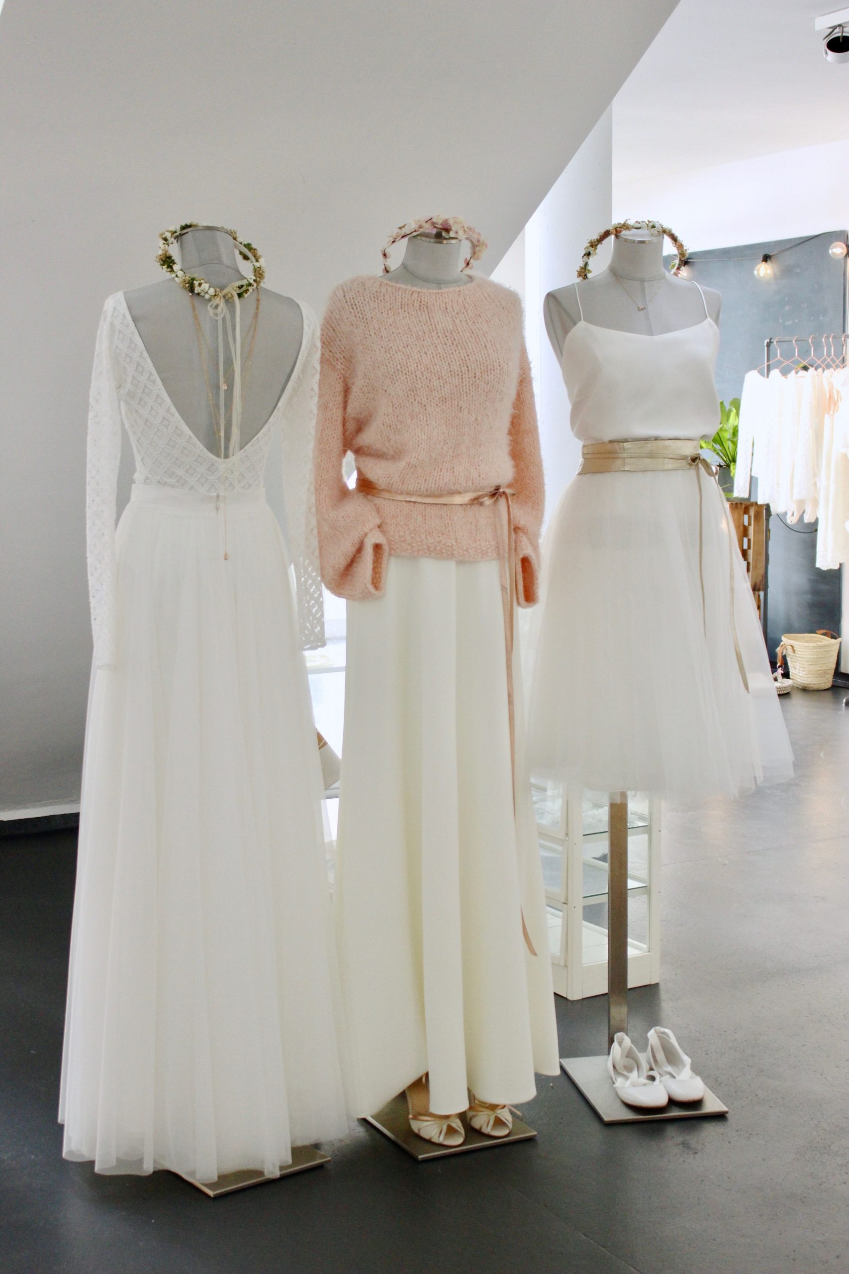 Moderne Brautkleider Für Die Hochzeit Im Winter, Zweiteilige