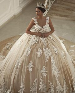 Nesmaنسمة On | Hochzeitskleid, Braut Und Prinzessinnenkleid