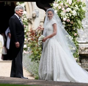 Pippa Middleton: Ihr Hochzeitskleid Von Giles Deacon In Der