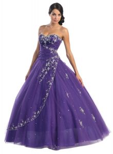 Pretty Purple Princess Dress | Lila Kleid Hochzeit