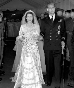 Queen Elizabeth Ii. &amp; Prinz Philip Feiern Eiserne Hochzeit