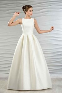 Satin Brautkleid Mit Kellerfalten | Hochzeitskleid
