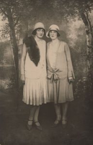 1920S …  20Er Jahre Mode 20Er Jahre Kleidung Modegeschichte