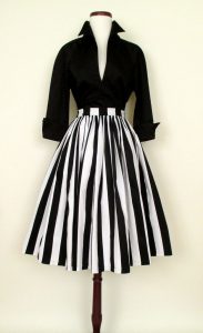 1950'S Paris Skirt  Lauren Bacall Blouse  Kleider Mode