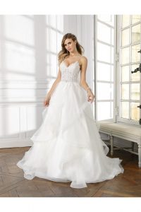 221000 1 In 2020  Ballkleid Hochzeit Brautmode Kleid