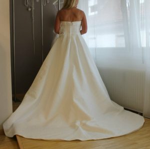 A Linie Hochzeitskleid Damast Weiß Gereinigt Elegant Kein