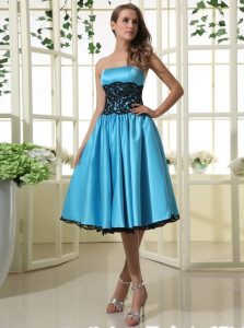 Abend Großartig Kleid Blau Kurz Ärmel  Abendkleid