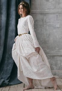 Alternative Wedding Dress In 2020  Brautkleid Lange Ärmel