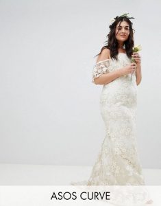 Asos Edition Curve  Langes Schulterfreies Hochzeitskleid