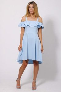 Asymmetrisches Kleid Mit Carmenausschnitt  Hellblau