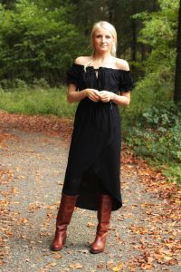 Asymmetrisches Off Shoulder Kleid Schwarz  Bohemian Kleid