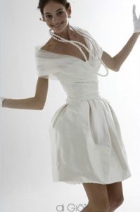Atemberaubende Kurze Brautkleider Und Zweiteiler Für Ihre