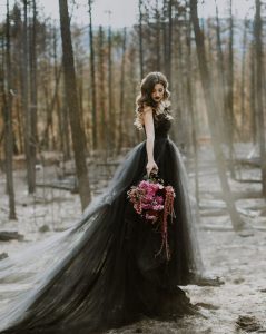 Ausverkauf Schwarze Hochzeitskleid Bereit Zu Versenden