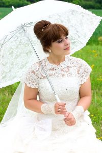 Brautkleider Für Mollige: Problemzonen Geschickt