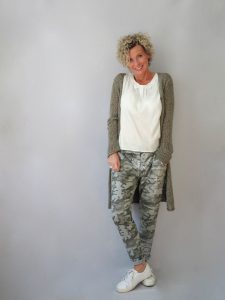 Camouflage Versteckt Dich Kein Bisschen  Mode Bekleidung