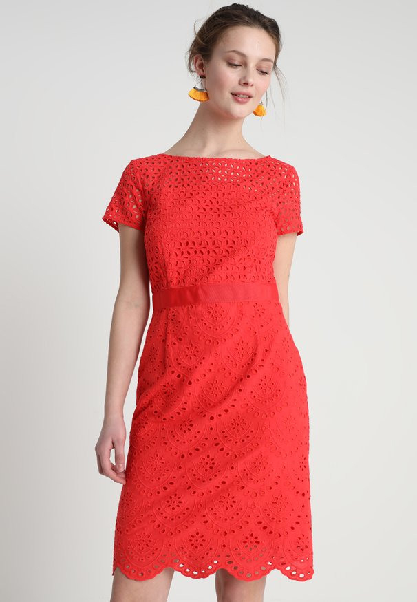 Comma Kleider Online Kaufen  Entdecke Dein Neues Kleid