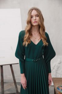 Drapiertes Grünes Kleid › Sashkaproject