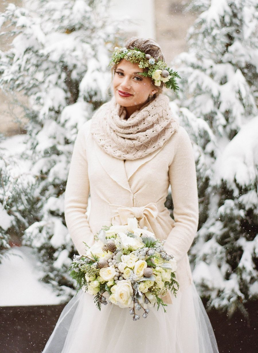 Elegant  Rustic Winter Wedding Inspiration  Elizabeth