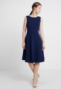 Esprit Kleider Online Kaufen  Entdecke Dein Neues Kleid