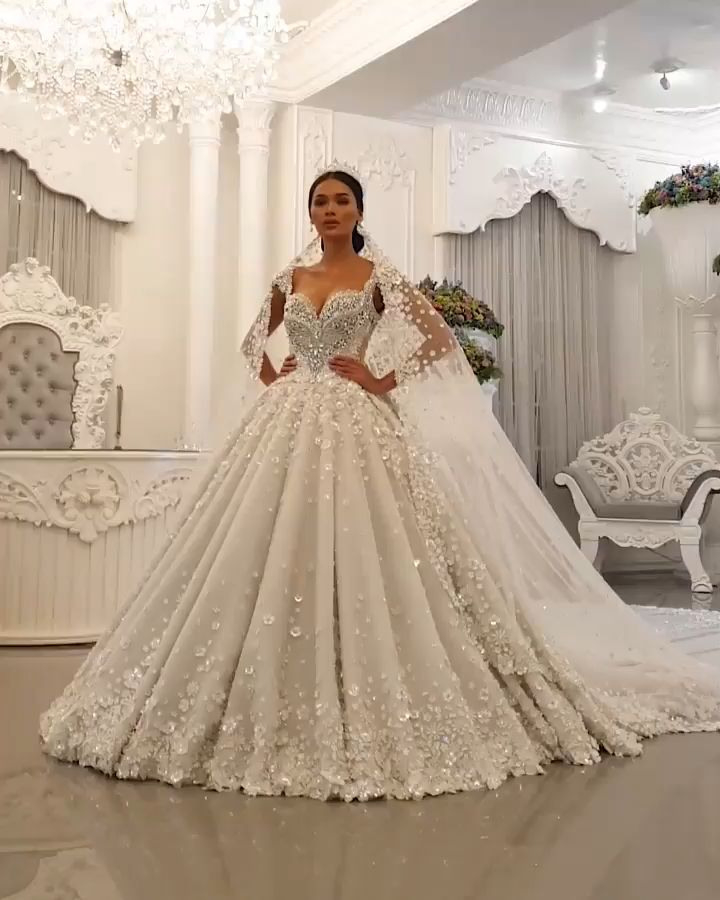 Extravagante Prinzessinen Brautkleider Online Bestellen