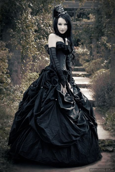 Gothic  Costume Gothique Robes De Mariage Gothique Robe