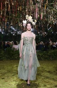 Haute Couture Paris Dior Erschuf Einen Märchenwald Mit