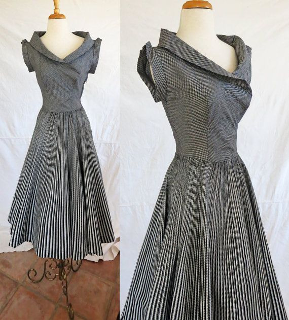 Jahrgang 1950 S Kurzarm Kleid Mit Weit Von Dustydesert Auf