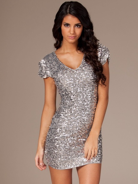Kleid In Silber