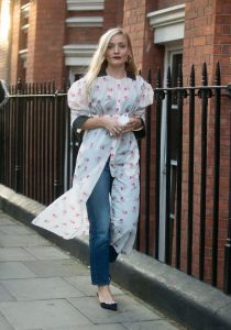 Kleid Über Hose Der Trend Von Der London Fashion Week