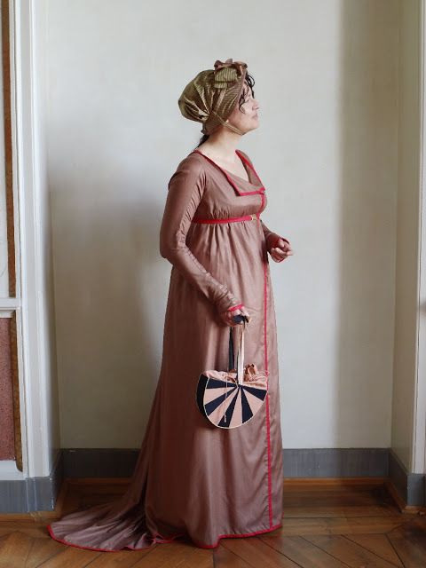 Kleidung Um 1800  Historisches Kleid Kleidung Modestil