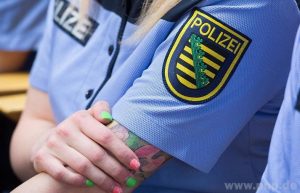 Körperschmuck Bei Polizisten In Bayern Sind Die Regeln