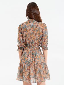 Kurzes Kleid Mit Blumen Rosa  Rinascimento Kleider Hw 2020