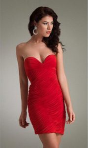 Kurzes Rotes Kleid